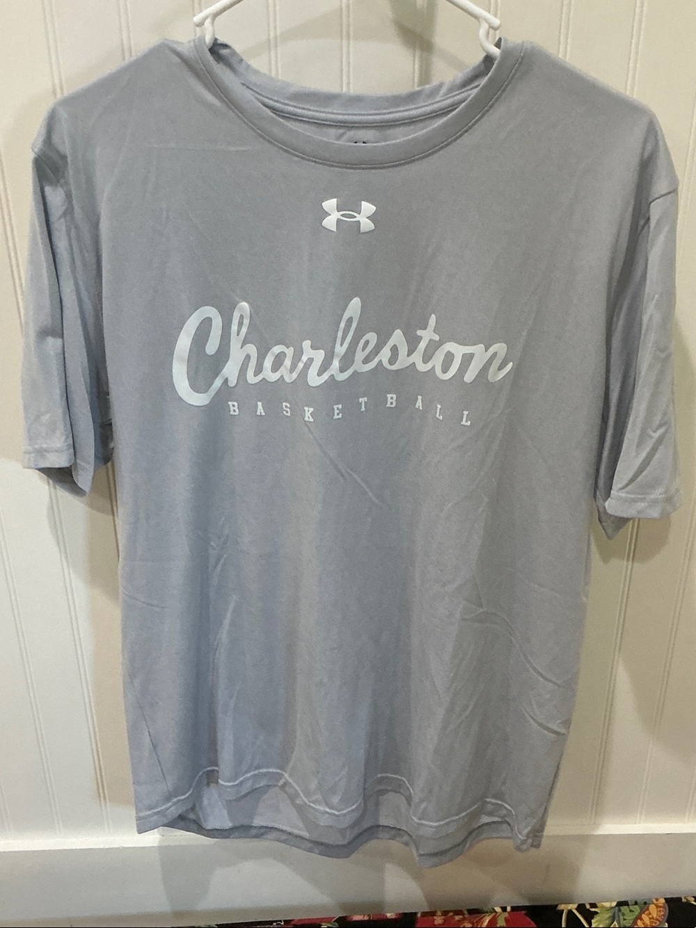 Under Armour Men's Charleston Basketball Light Gray Short-Sleeve Tee
